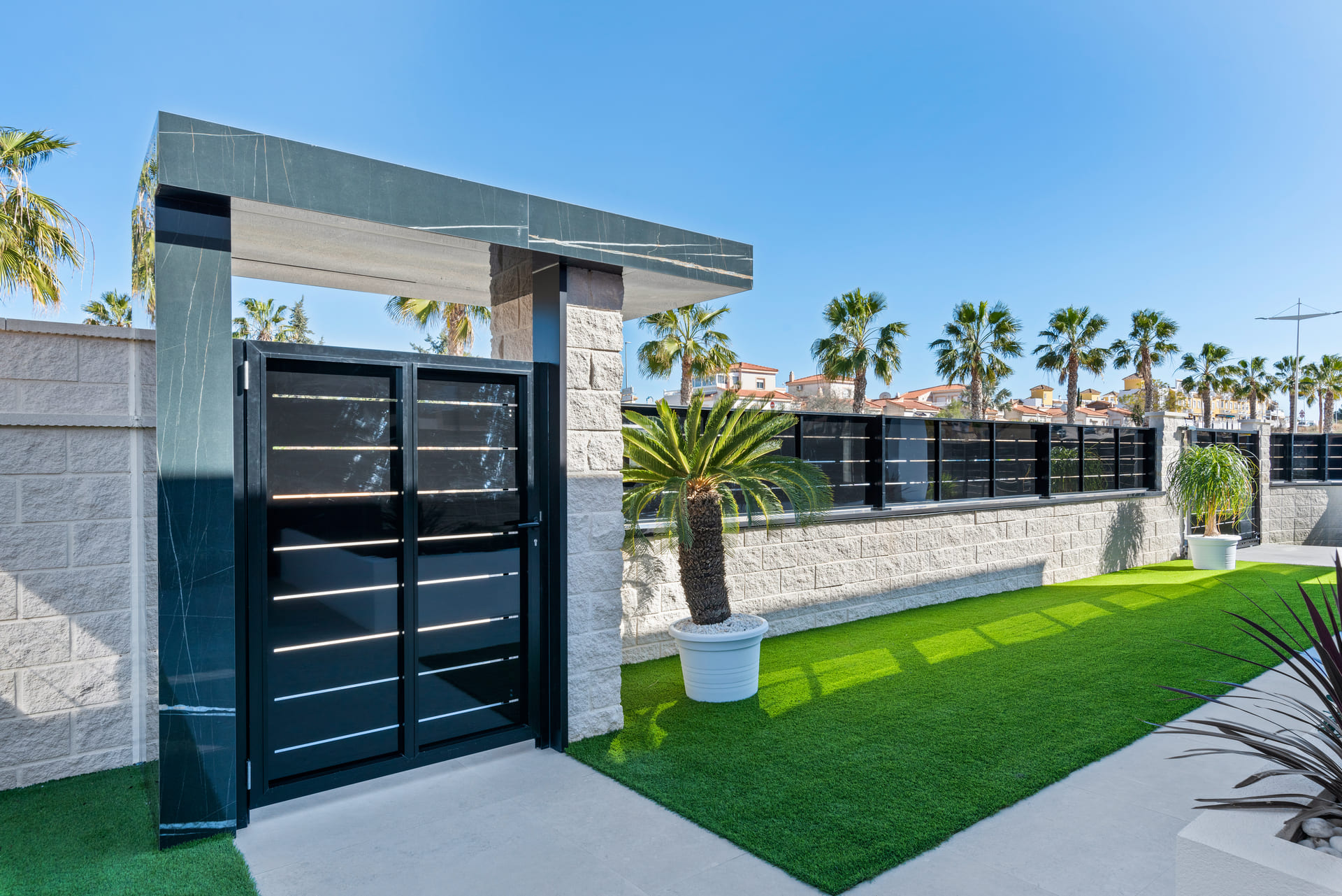 For sale - 3 Bedroom 2 Bathroom detached in La Finca Golf - La Finca Golf  - Alicante