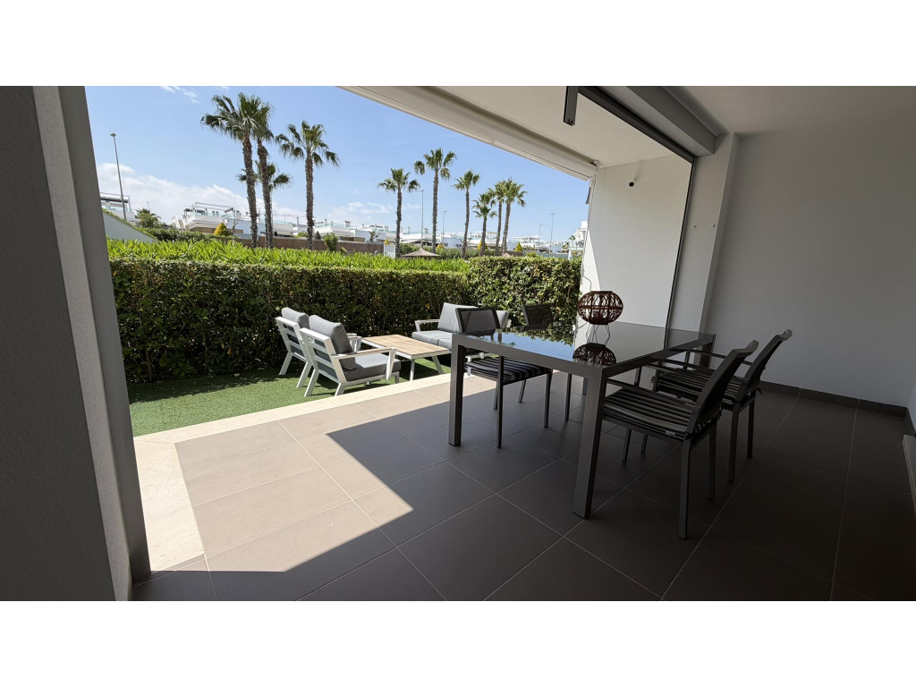 For sale - STUNNING 2 BED 2 BATH GROUND FLOOR APARTMENT -  - Alicante