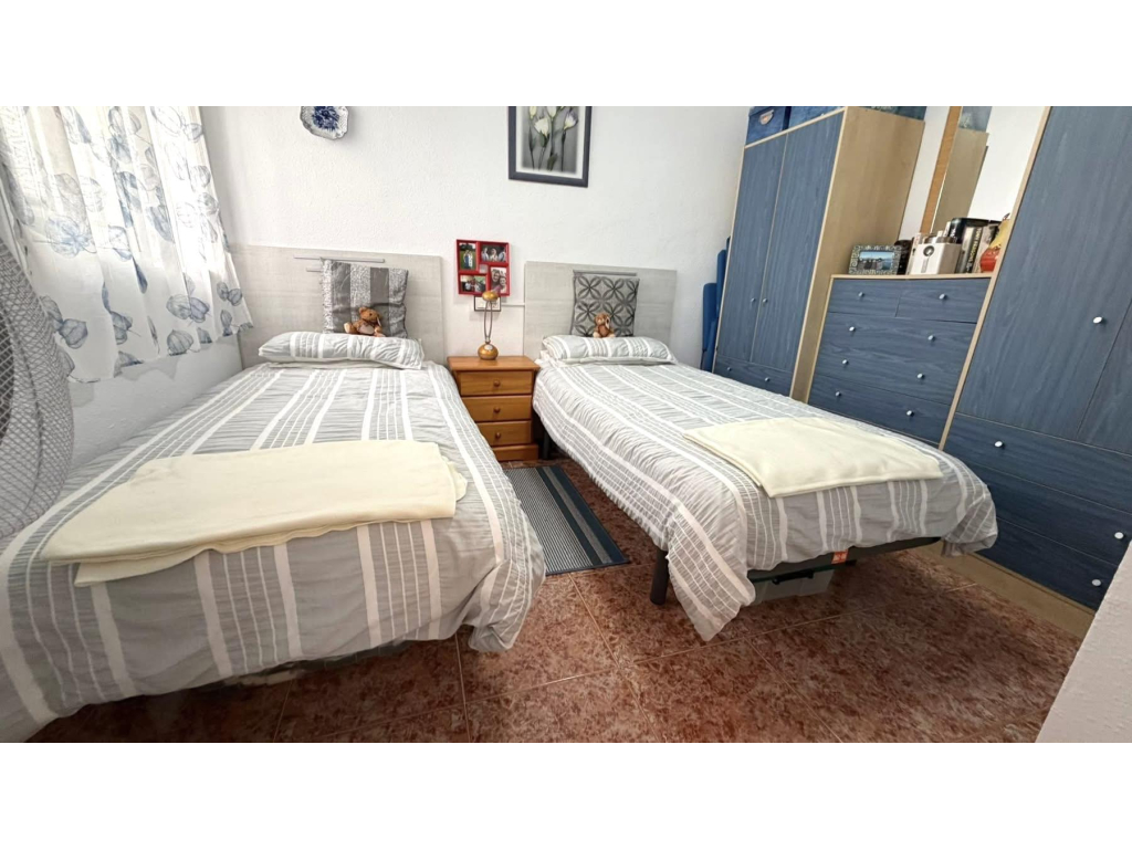 For sale - GROUND FLOOR 2 BED 1 BATH APARTMENT -  - Alicante