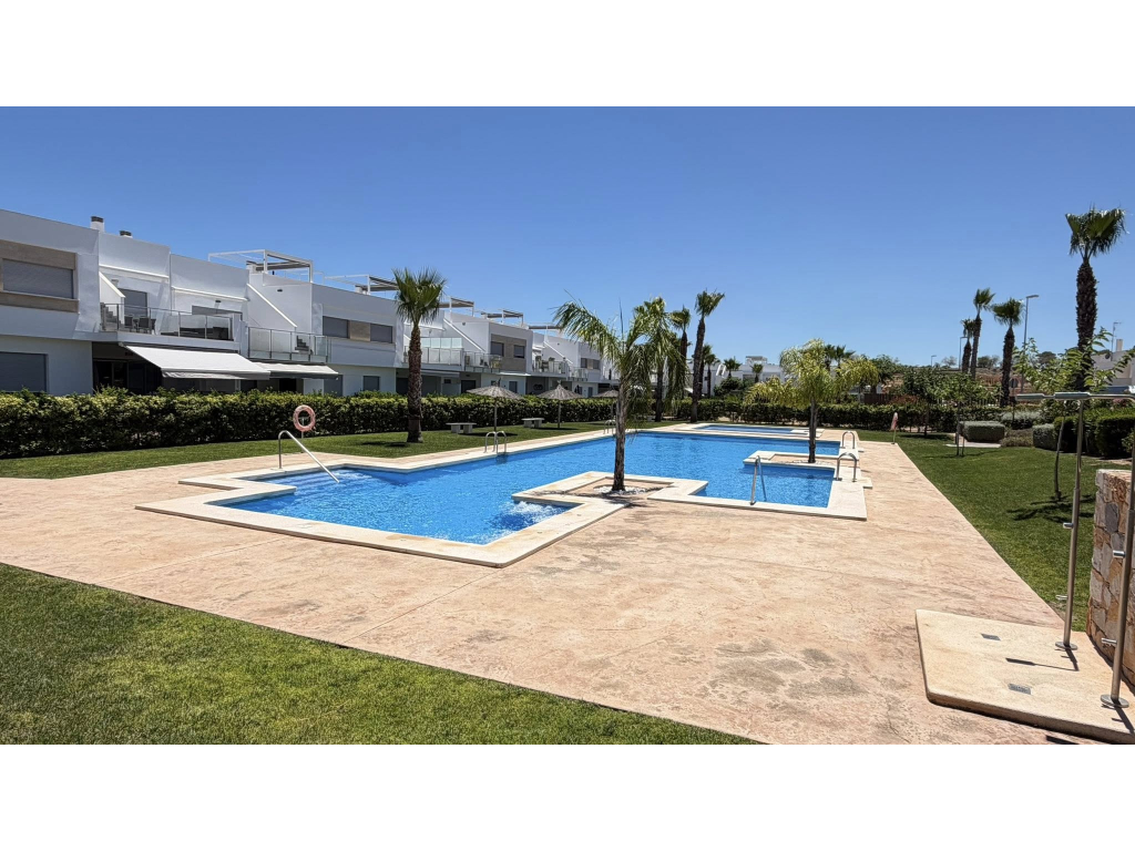 For sale - CHARMING 2 BED 2 BATH GROUND FLOOR APARTMENT -  - Alicante