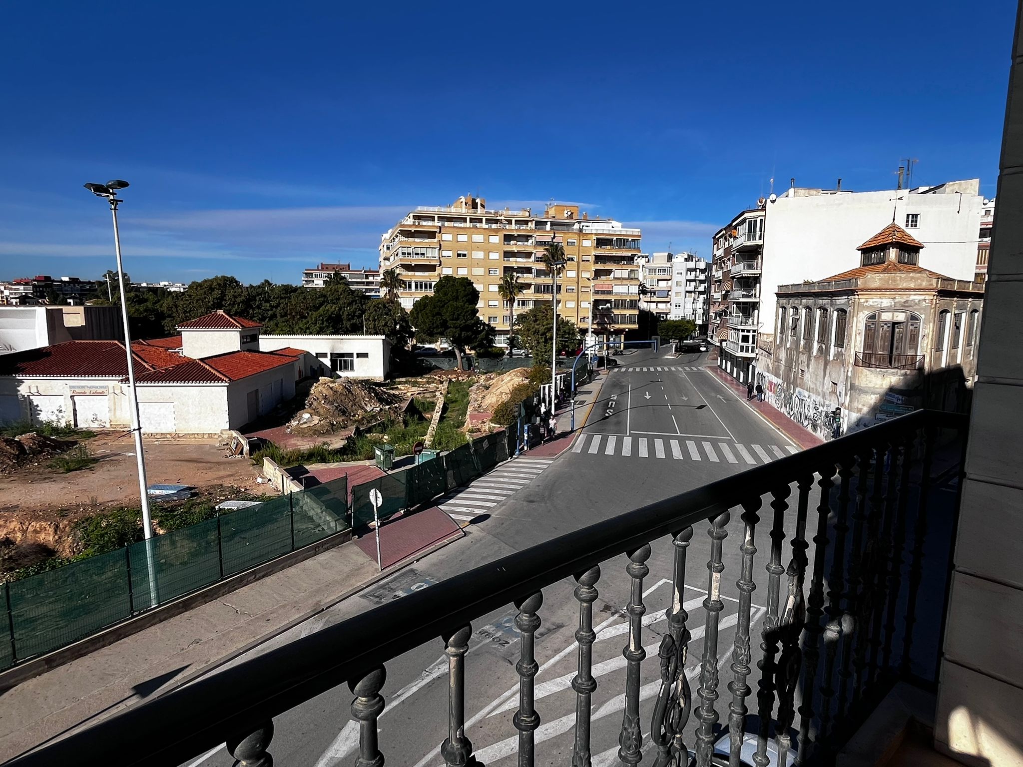 For sale - 3 Bedroom 2 Bathroom Apartment in Torrevieja - Torrevieja - Alicante