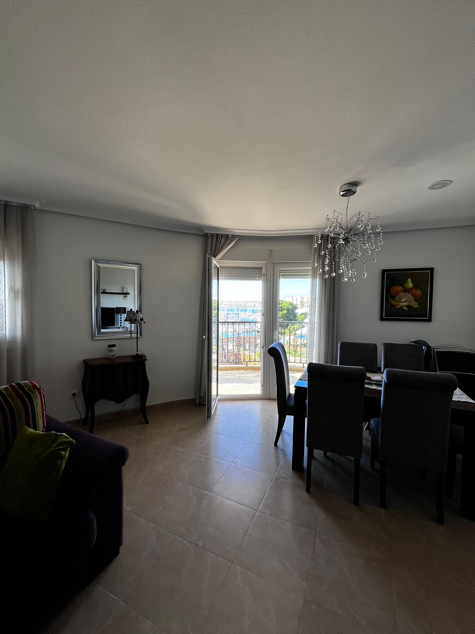 For sale - 3 Bedroom 2 Bathroom Apartment in Torrevieja - Torrevieja - Alicante