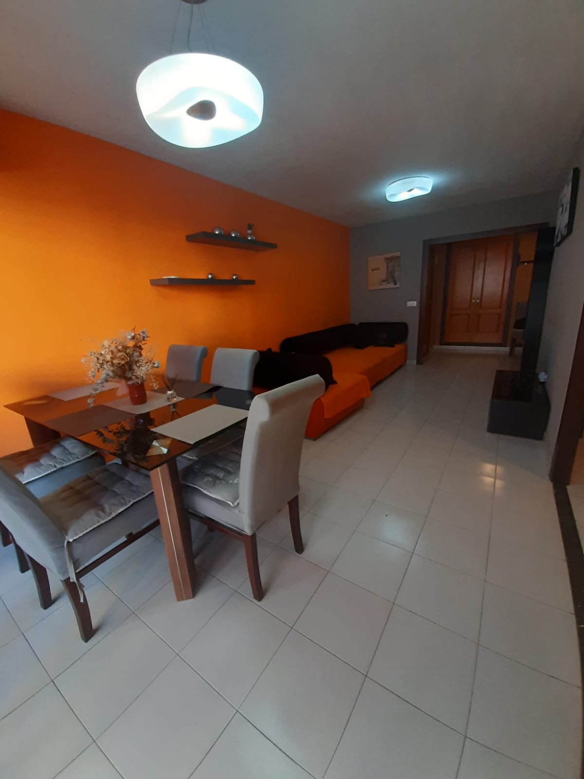 For sale - 3 Bedroom 2 Bathroom Apartment in Torrevieja -  - Alicante