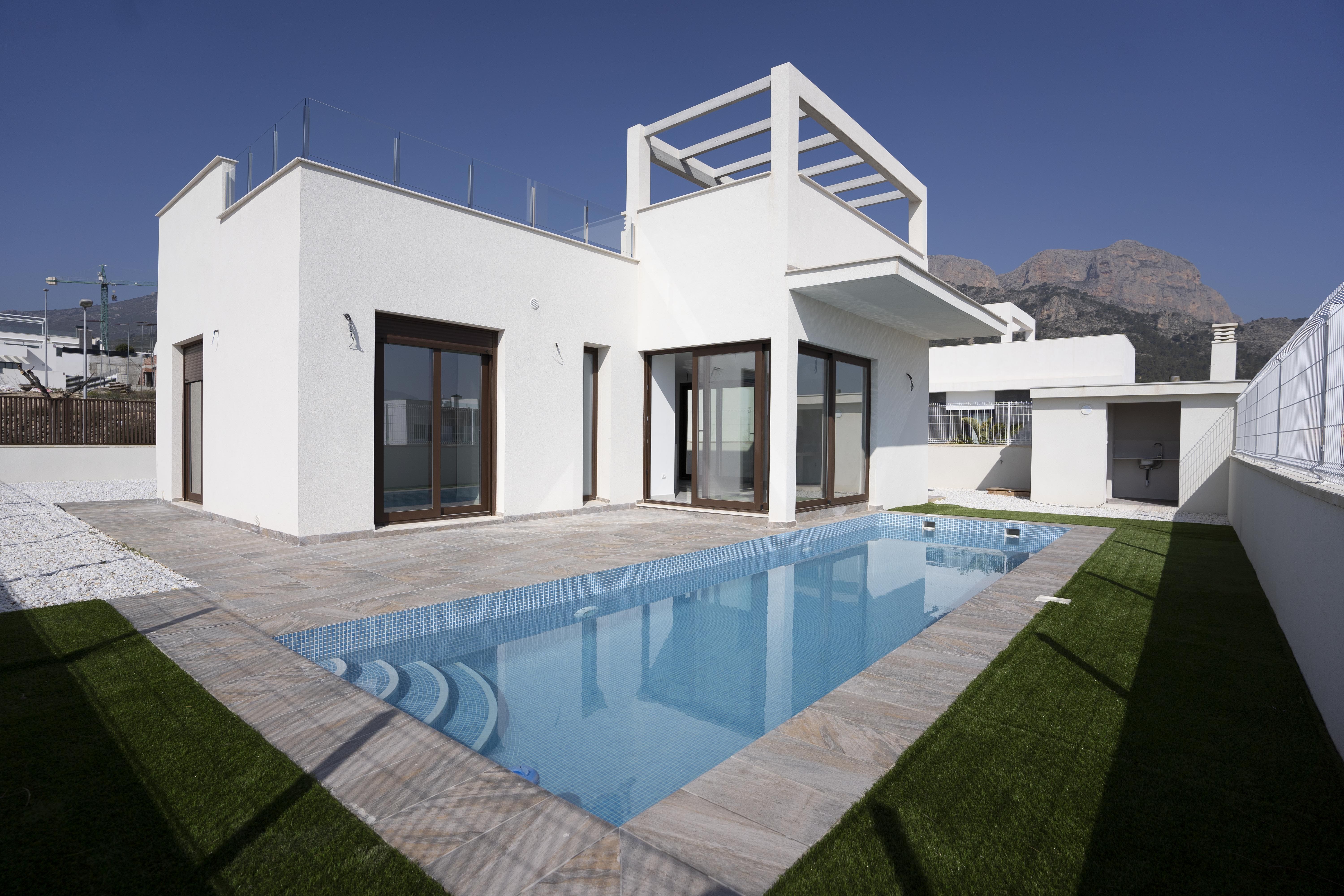 For sale - 3 Bedroom 2 Bathroom  in Polop - Polop - Alicante