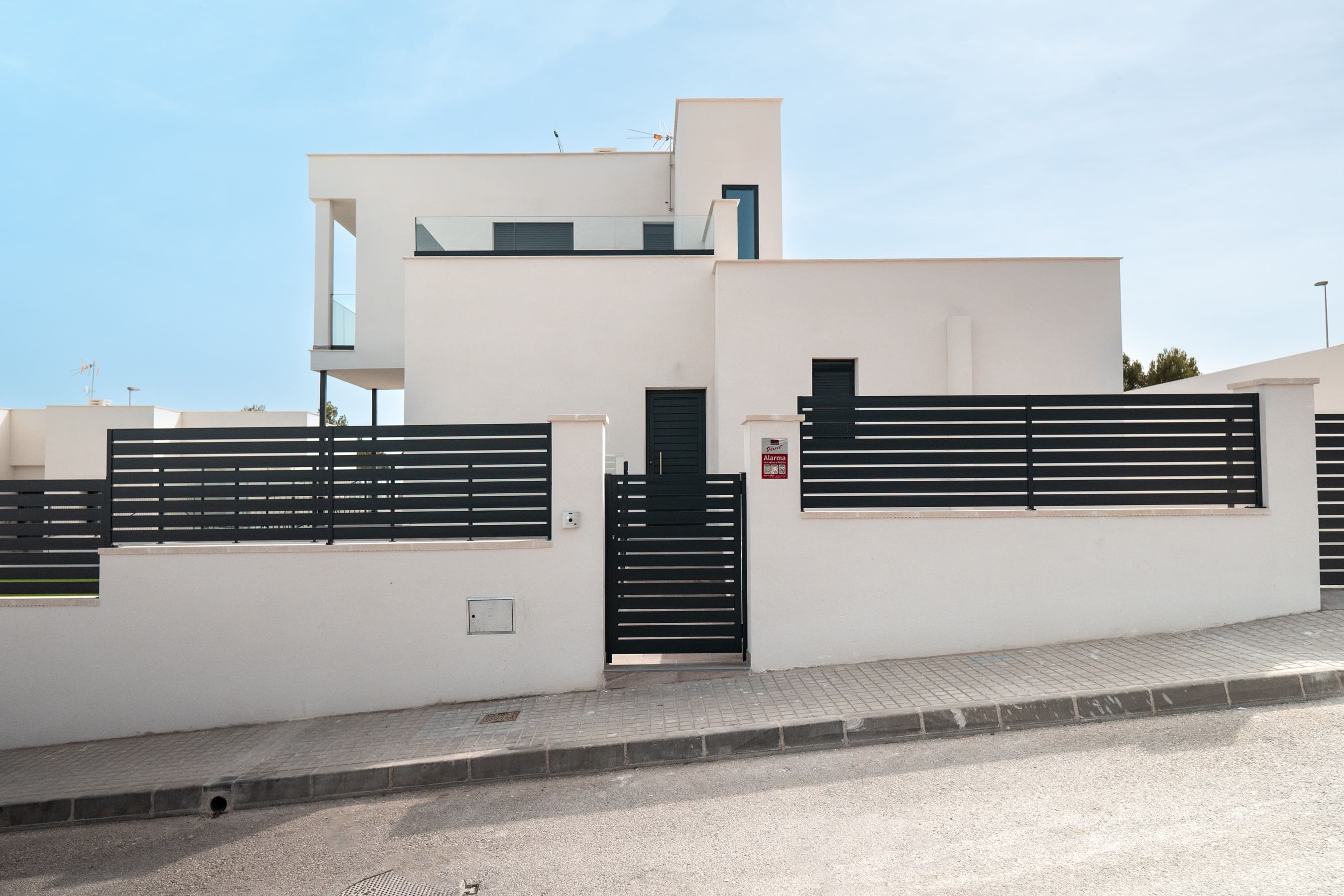 For sale - 3 Bedroom 2 Bathroom  in Polop - Polop - Alicante