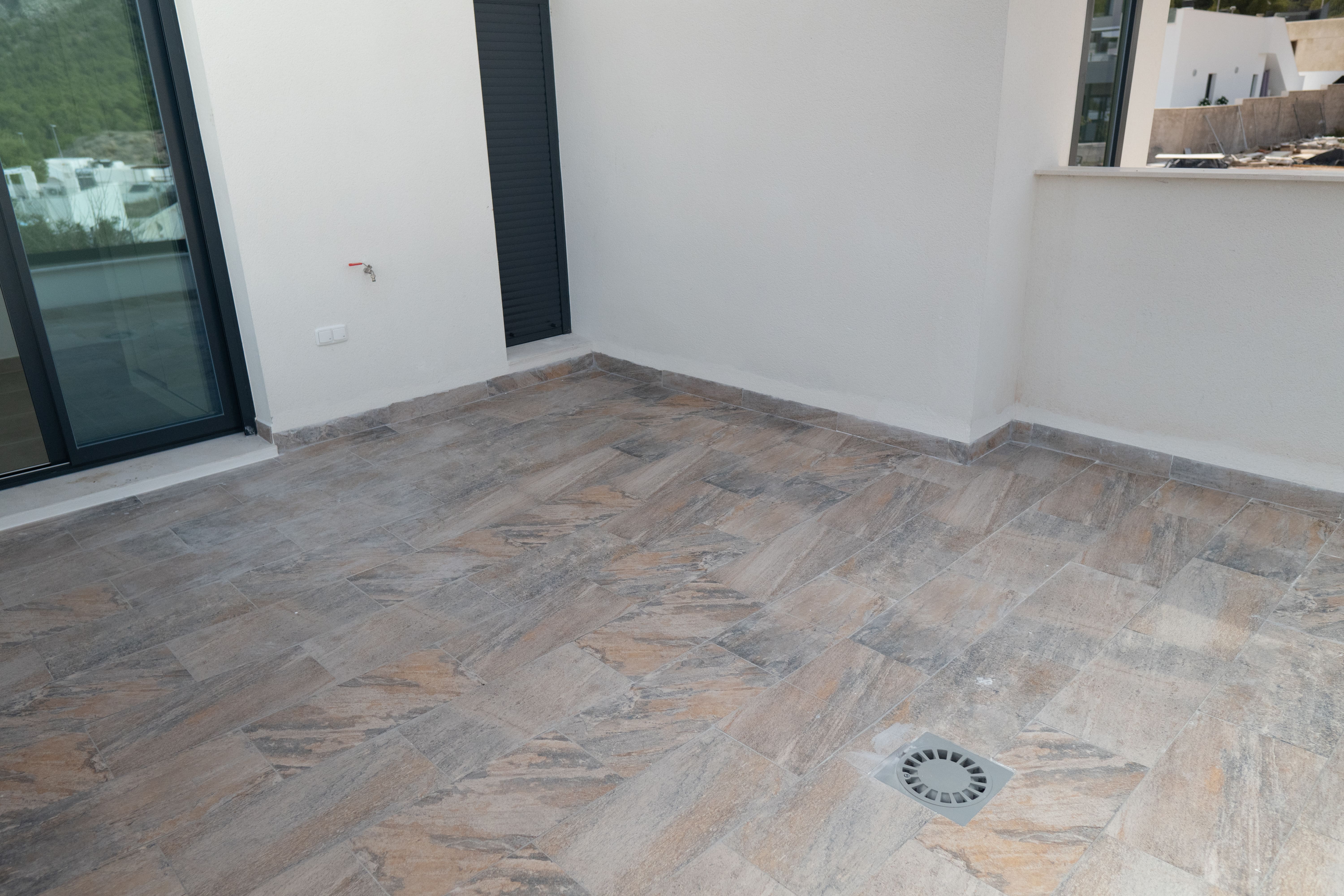 For sale - 3 Bedroom 2 Bathroom  in Polop - Polop - Alicante