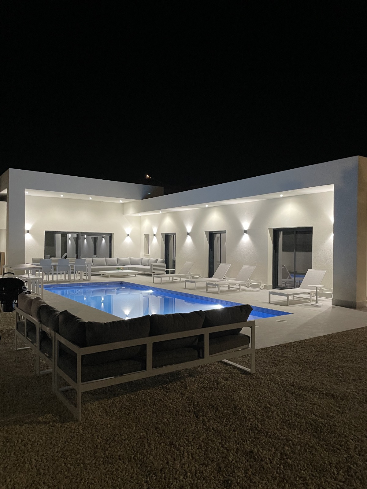 For sale - 3 Bedroom 2 Bathroom  in la Romana - la Romana - Alicante