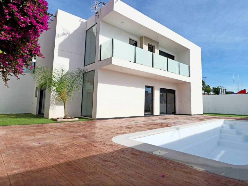 For sale - 3 Bedroom 3 Bathroom detached in Fortuna - Fortuna  - Murcia